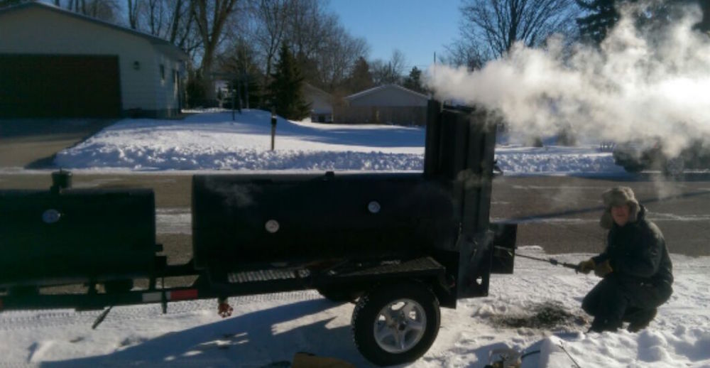 smoker cooking in the cold ... holding temperature